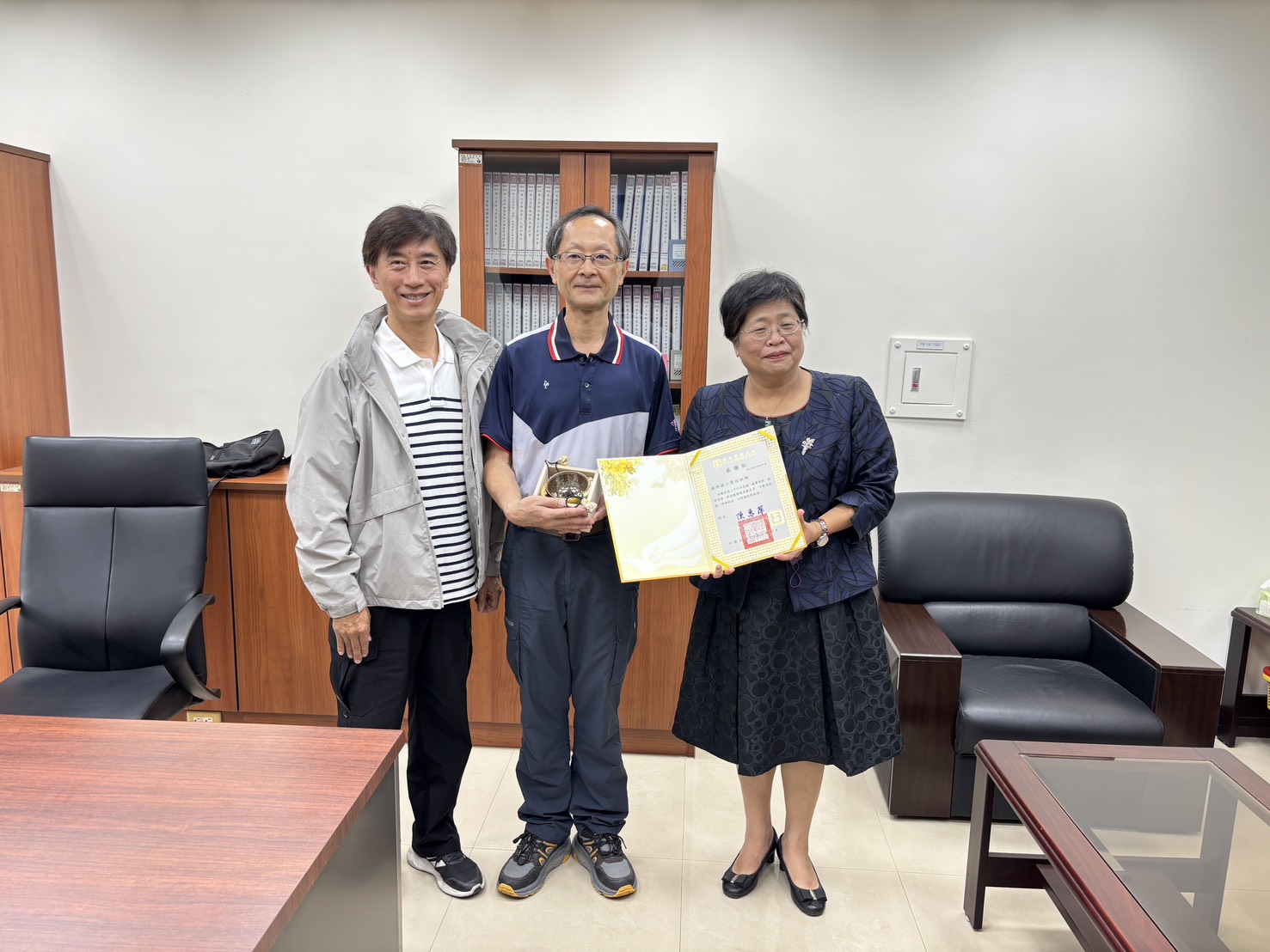 圖資處楊世銘技術師 榮退114.06...