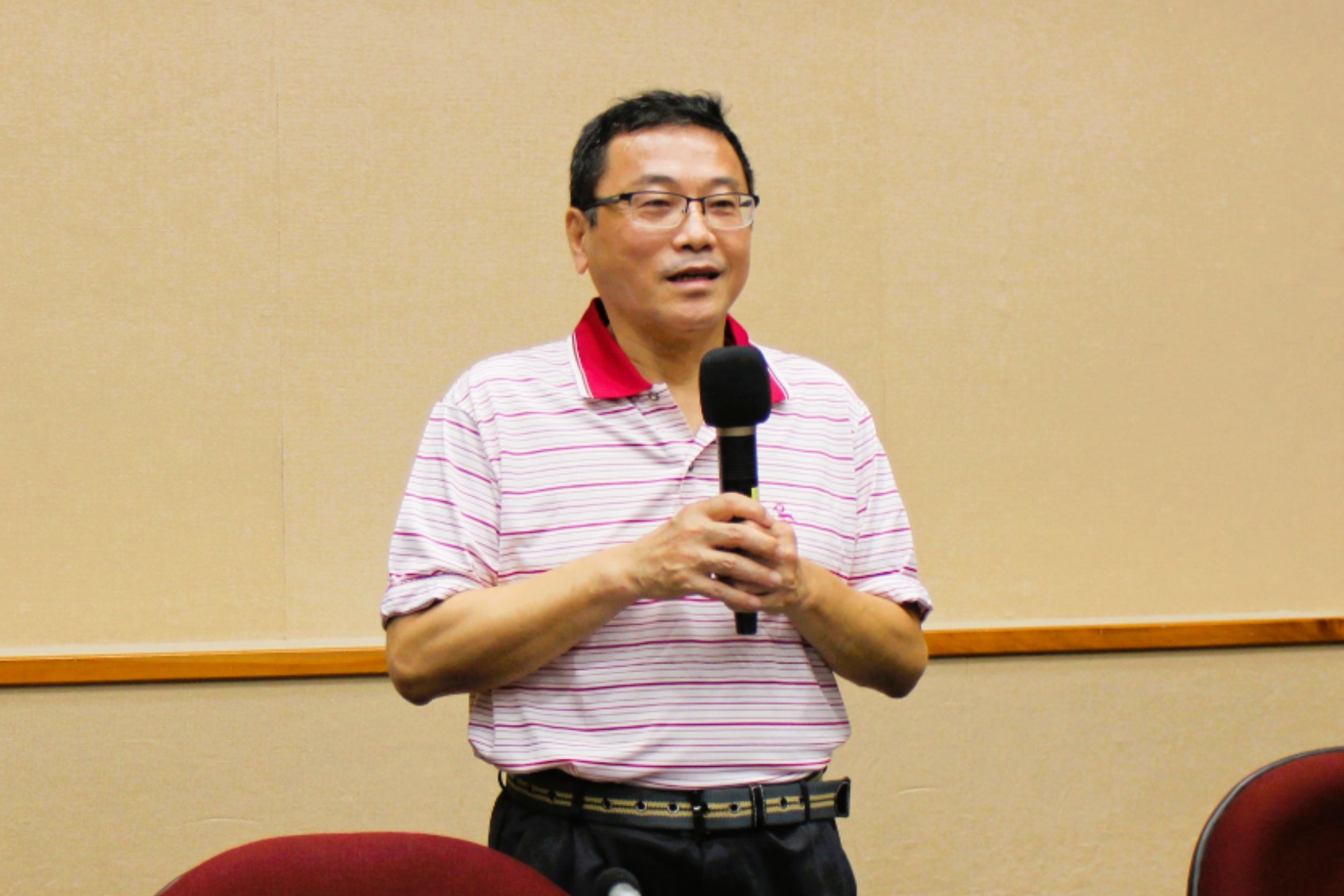 114年6月18日頒贈退休人員獎狀、...