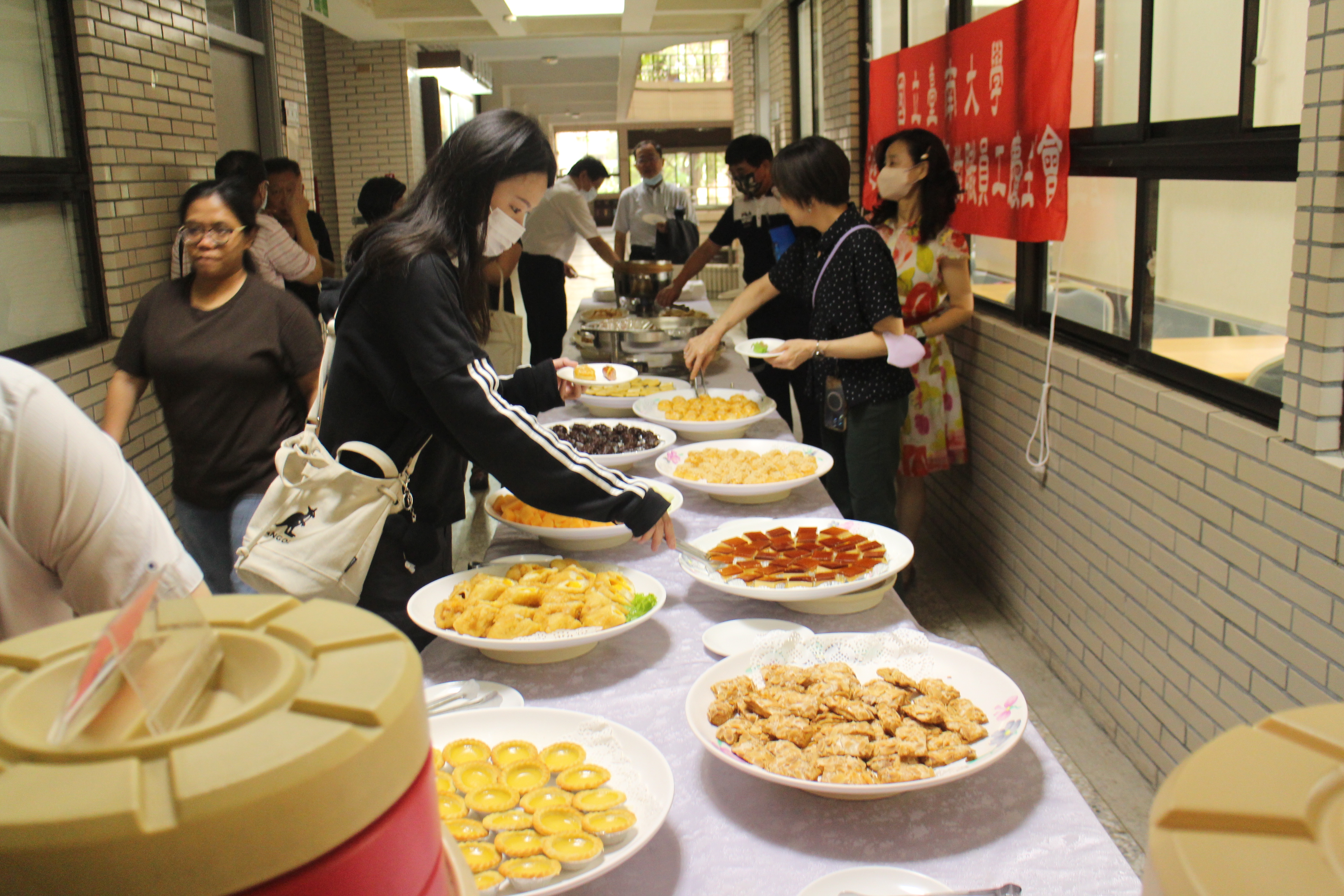 114年6月18日退休人員感恩茶會暨...